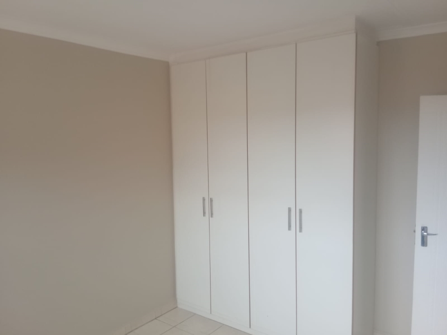 To Let 3 Bedroom Property for Rent in Amalinda Eastern Cape